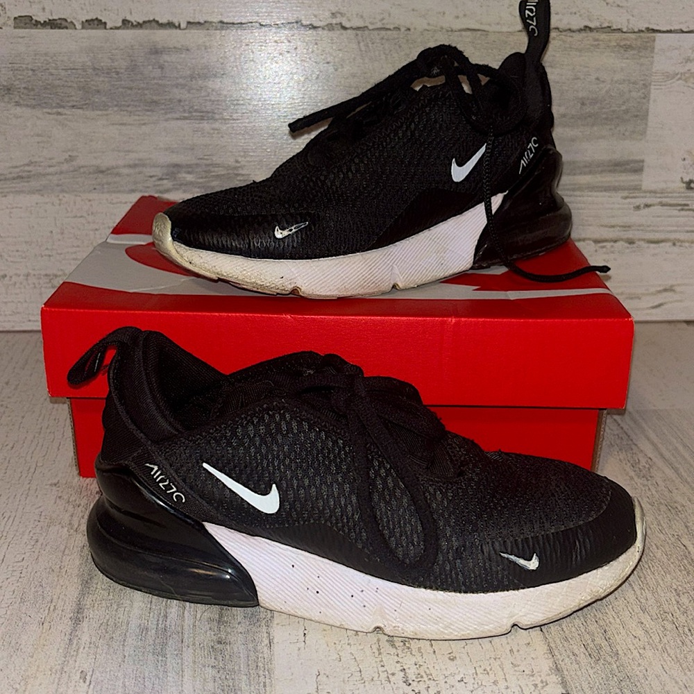 Air Max 270